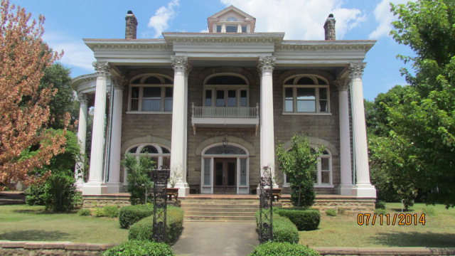 Listing photo 1