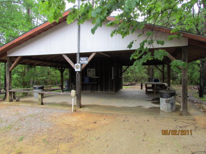 picnic area Listing photo 3